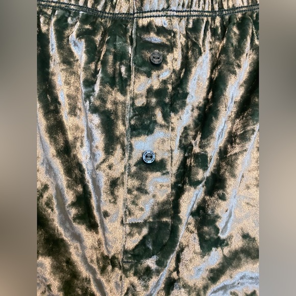 PINK Velvet Boxer Shorts NWT - Picture 3 of 4